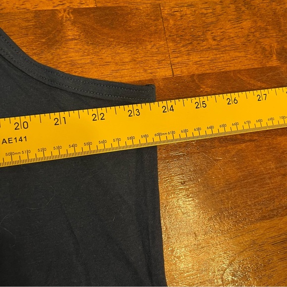 Under Armour Navy Blue Tank Top size 2XL - Picture 3 of 5